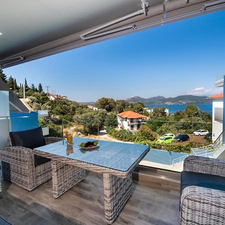 Blue House Luxury Apartment Nikiana Exterior foto